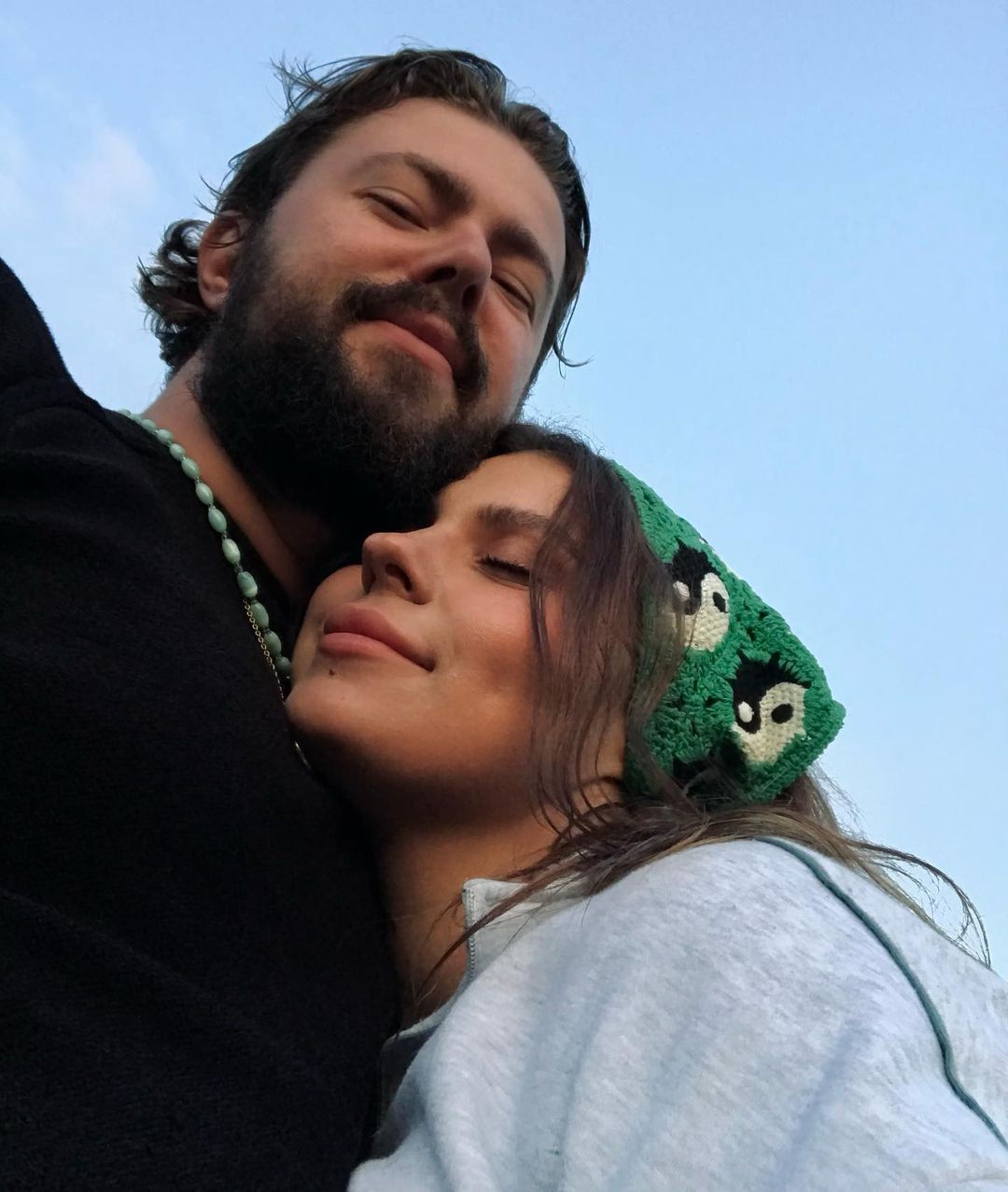 "Это очень интересная история": Саша Зарицкая рассказала, как любимый делал ей предложение